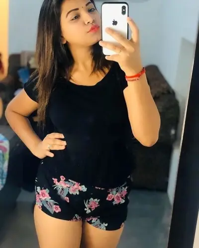 Khajni Escorts
